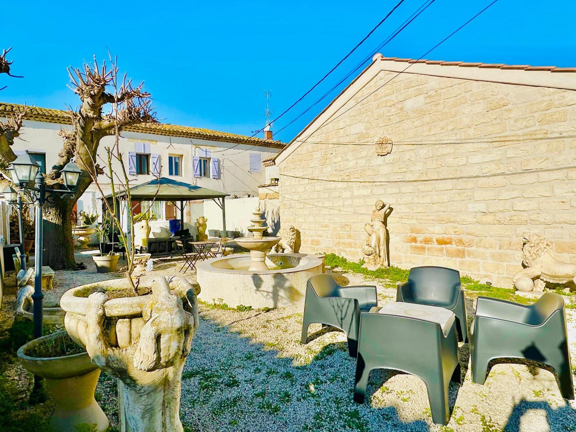 Les Appartements Du Mas - Emeraude Aigues-Mortes Exterior photo