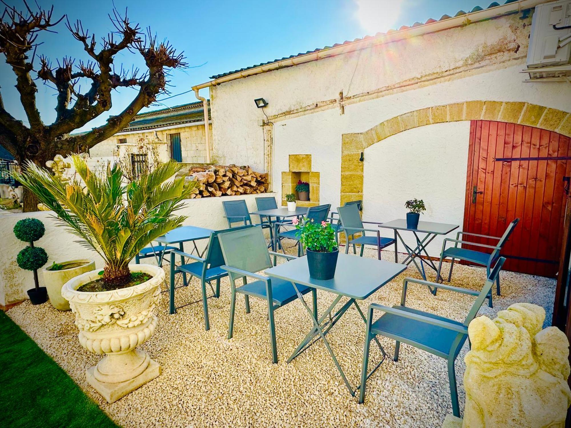 Les Appartements Du Mas - Emeraude Aigues-Mortes Exterior photo