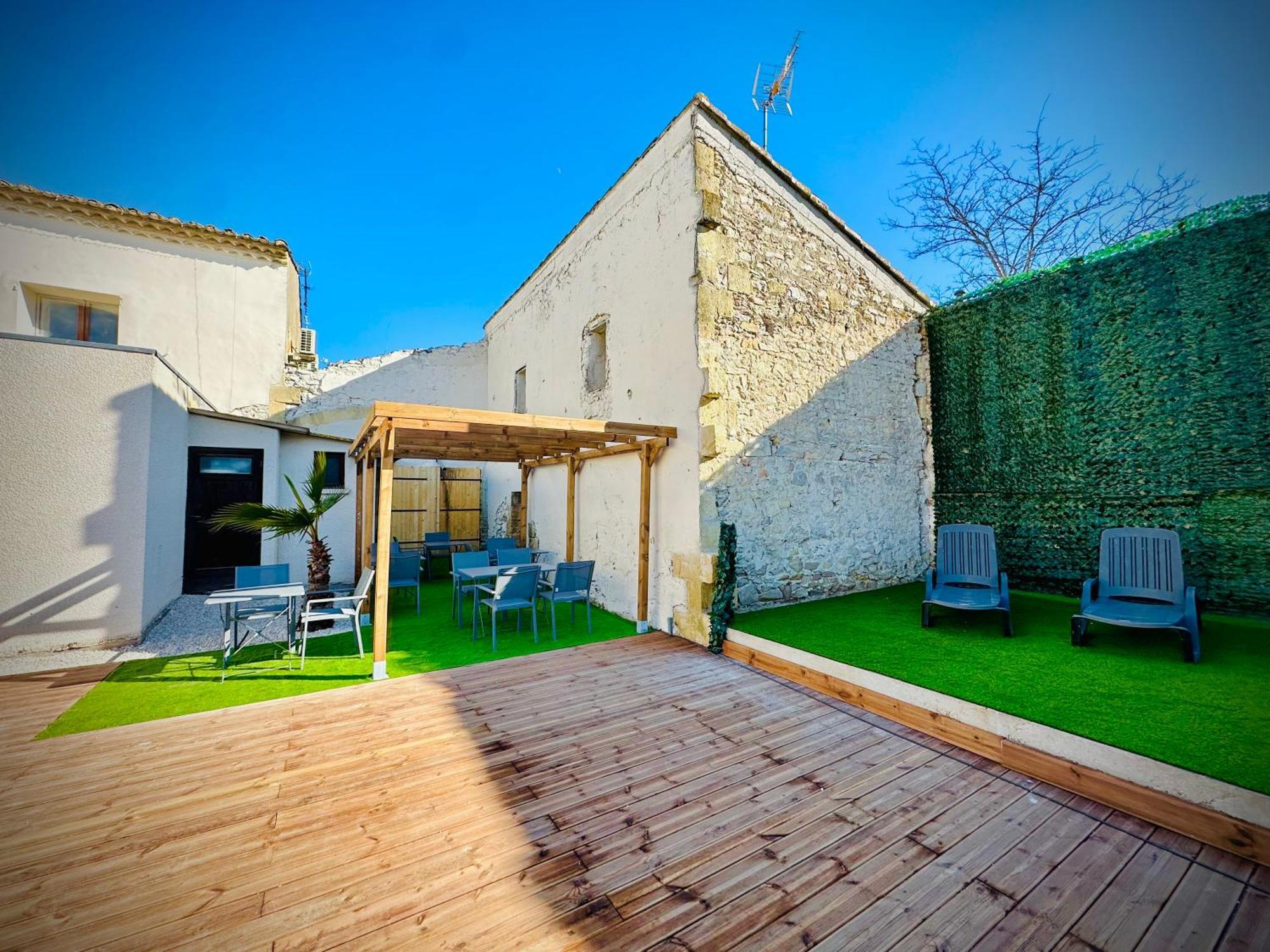 Les Appartements Du Mas - Emeraude Aigues-Mortes Exterior photo