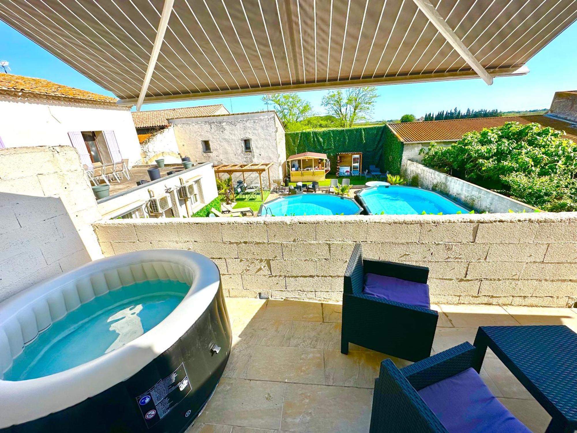 Les Appartements Du Mas - Emeraude Aigues-Mortes Exterior photo